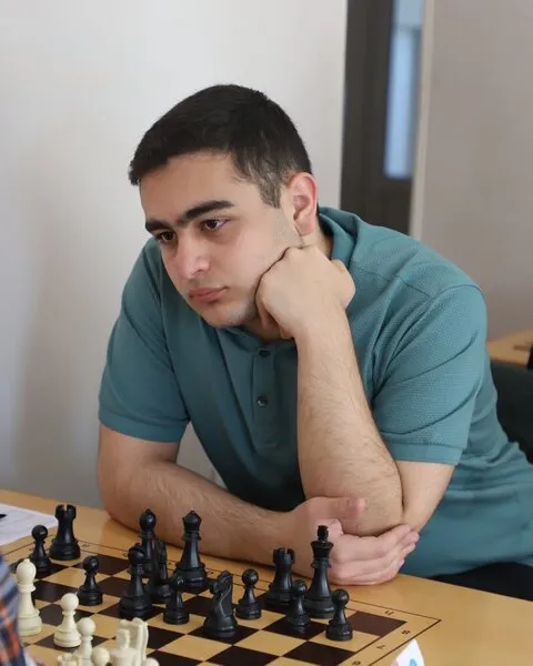 Ալեքս Սահակյան